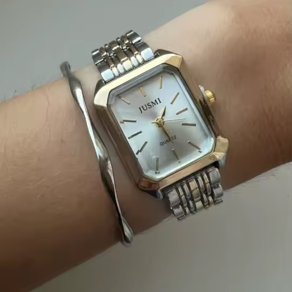 Women's Gold and Silver Watch
Quartz Watch – White Dial ✨ - Picture 8 of 17